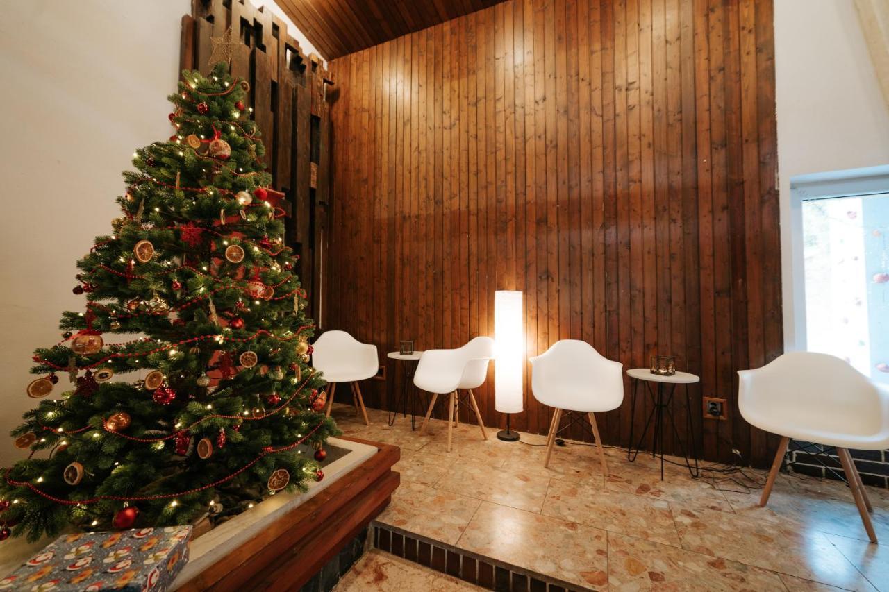 Dom Horskej Sluzby Hostel Terchova Bagian luar foto