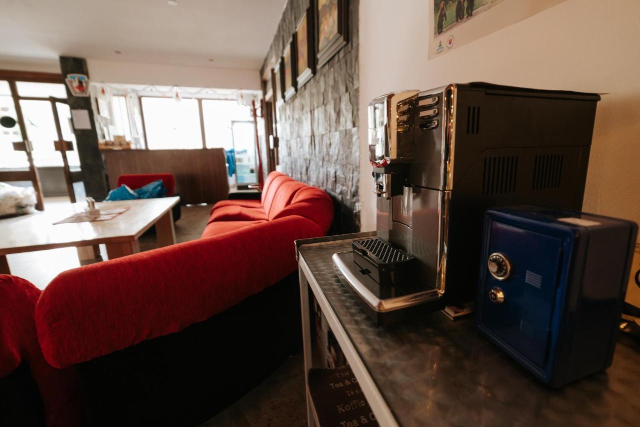 Dom Horskej Sluzby Hostel Terchova Bagian luar foto