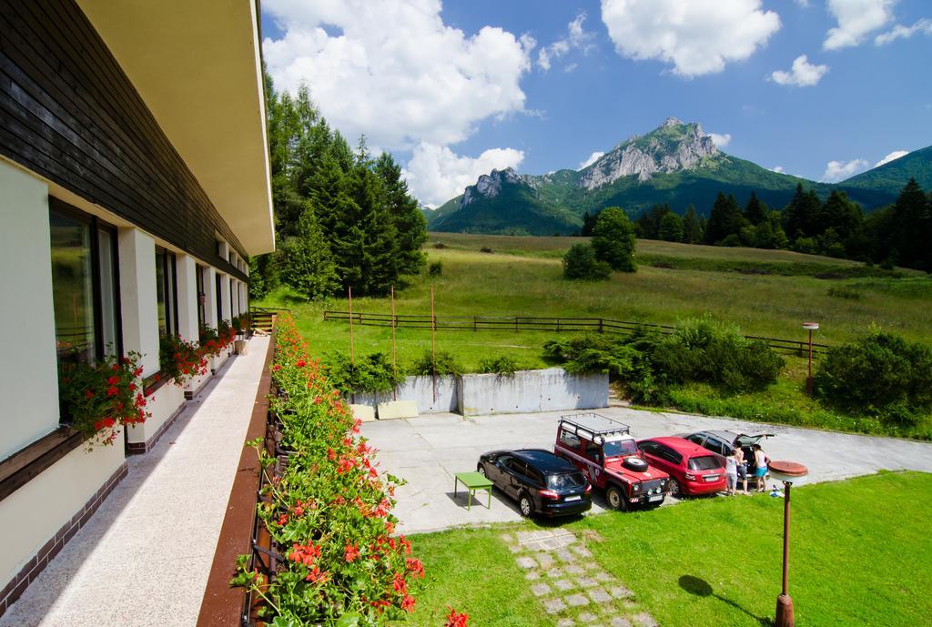 Dom Horskej Sluzby Hostel Terchova Bagian luar foto