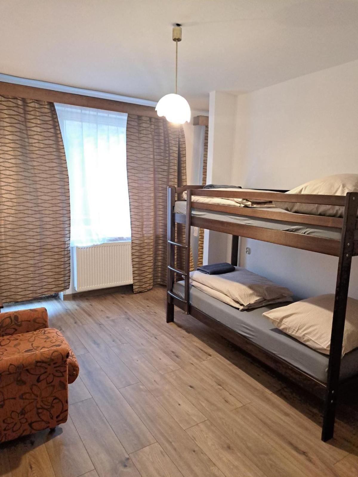 Dom Horskej Sluzby Hostel Terchova Bagian luar foto