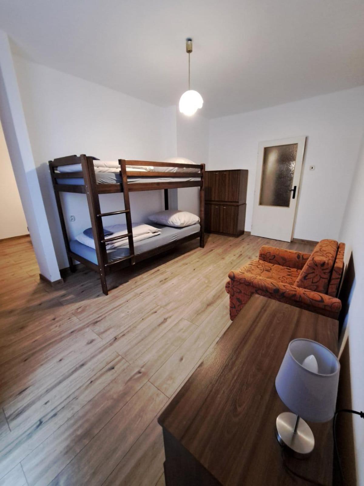 Dom Horskej Sluzby Hostel Terchova Bagian luar foto