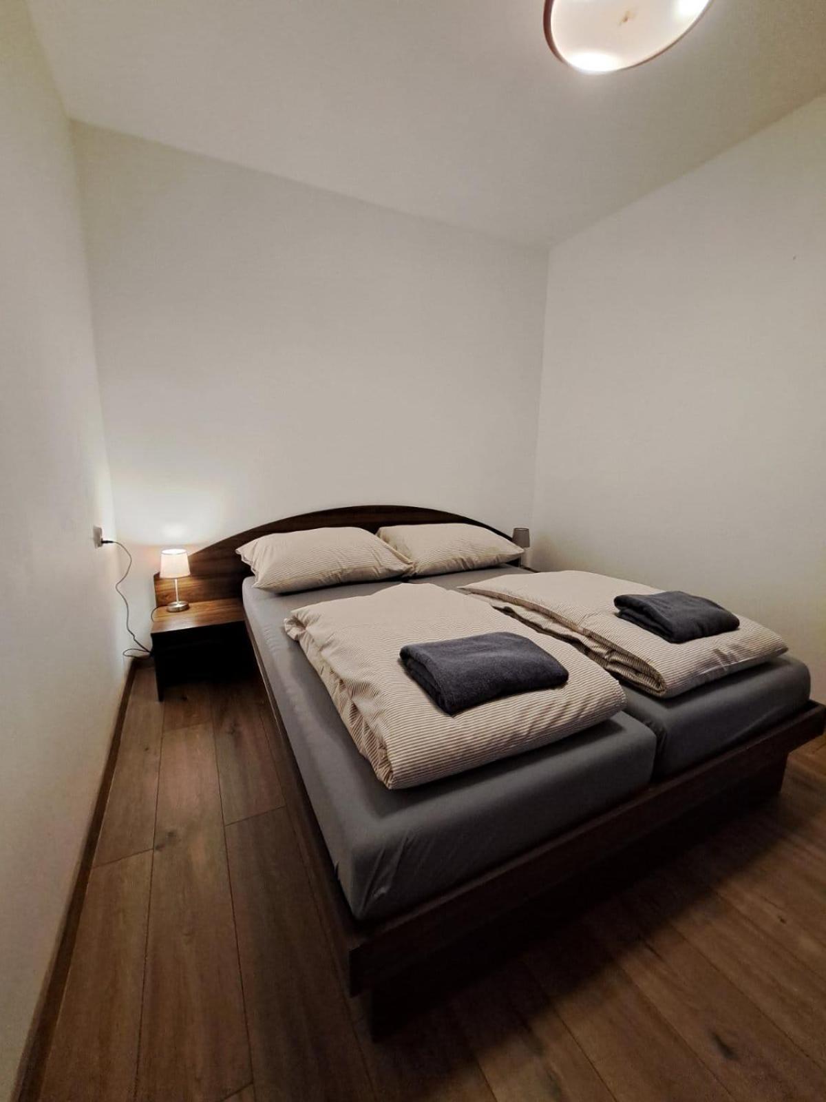 Dom Horskej Sluzby Hostel Terchova Bagian luar foto
