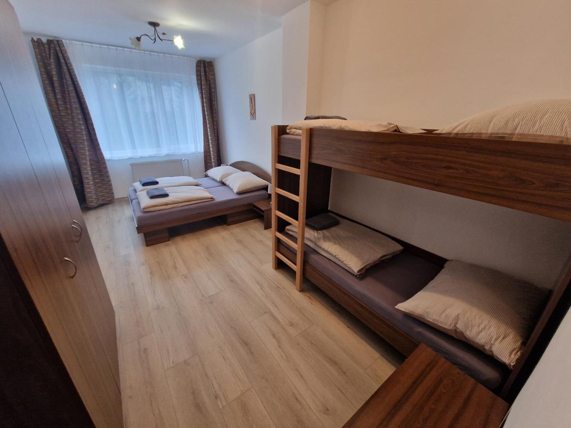 Dom Horskej Sluzby Hostel Terchova Bagian luar foto